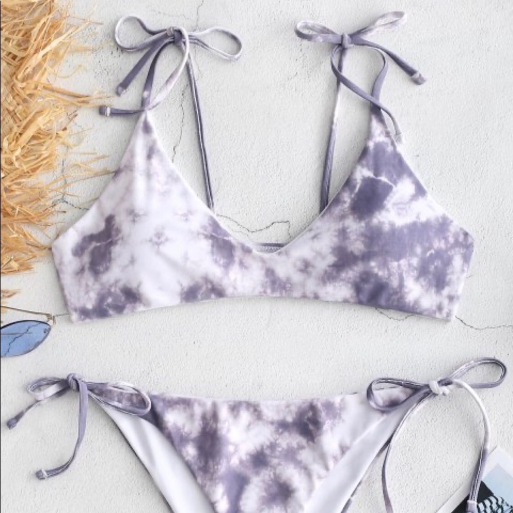 Bikini tie die